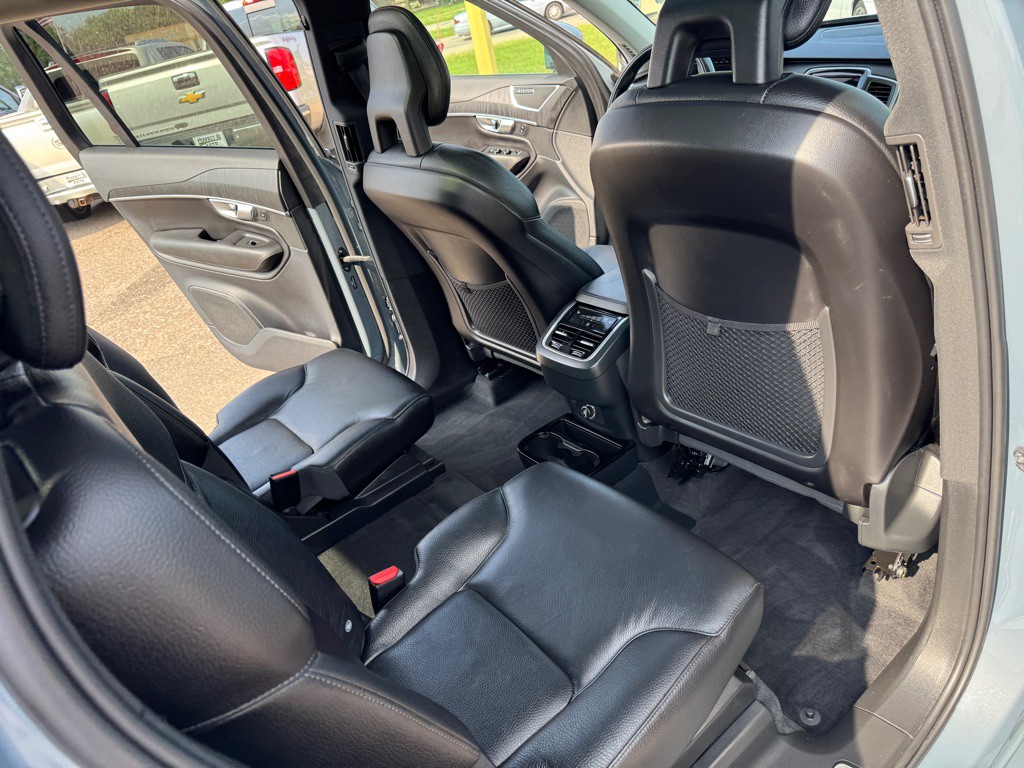 2020 Volvo XC90 Image 34