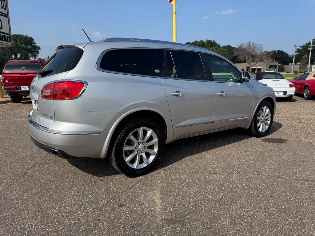 2013 Buick Enclave Image 5