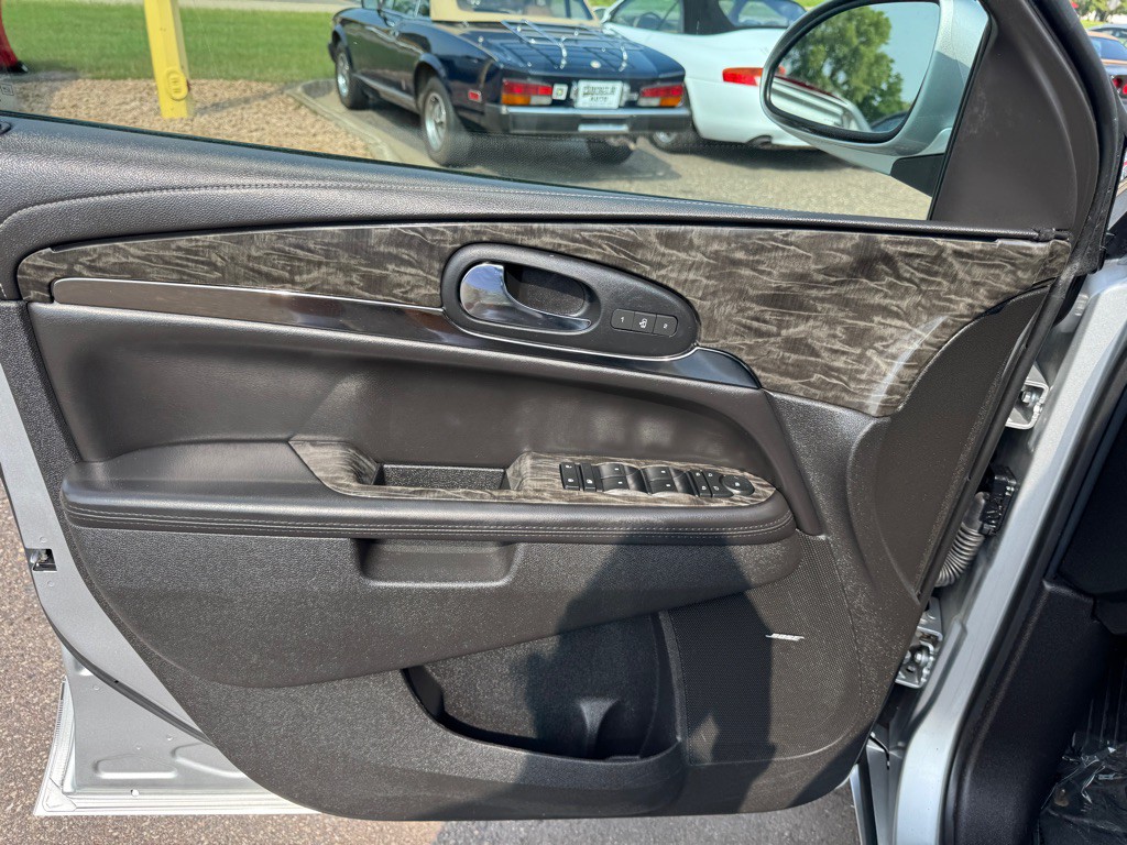2013 Buick Enclave Image 23