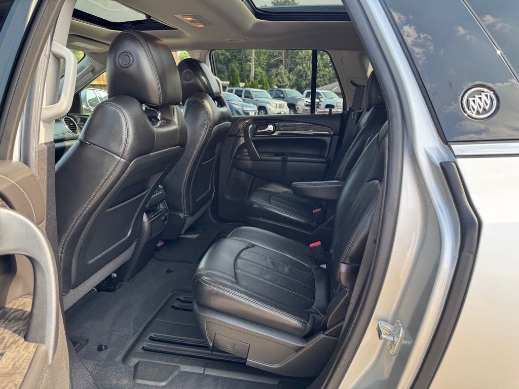 2013 Buick Enclave Image 27