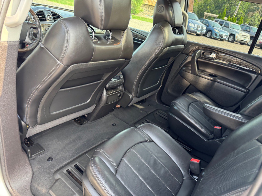 2013 Buick Enclave Image 28