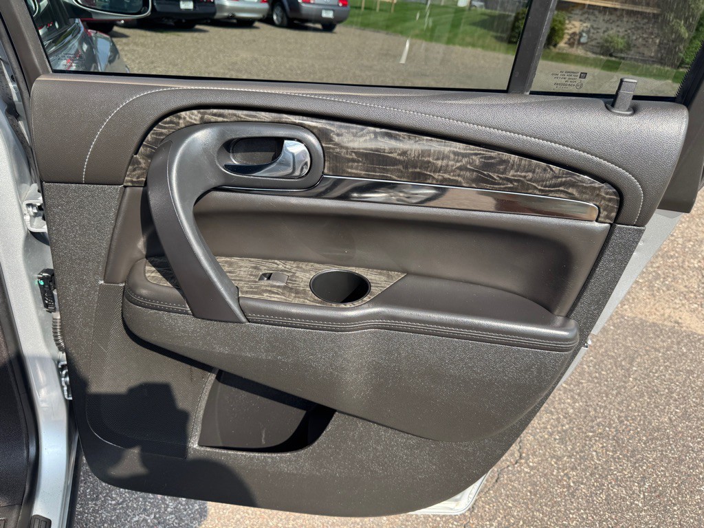 2013 Buick Enclave Image 35