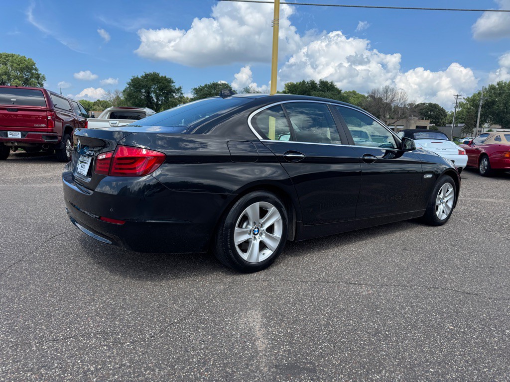 2013 BMW 5 Series Image 5