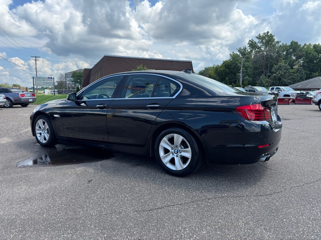 2013 BMW 5 Series Image 10