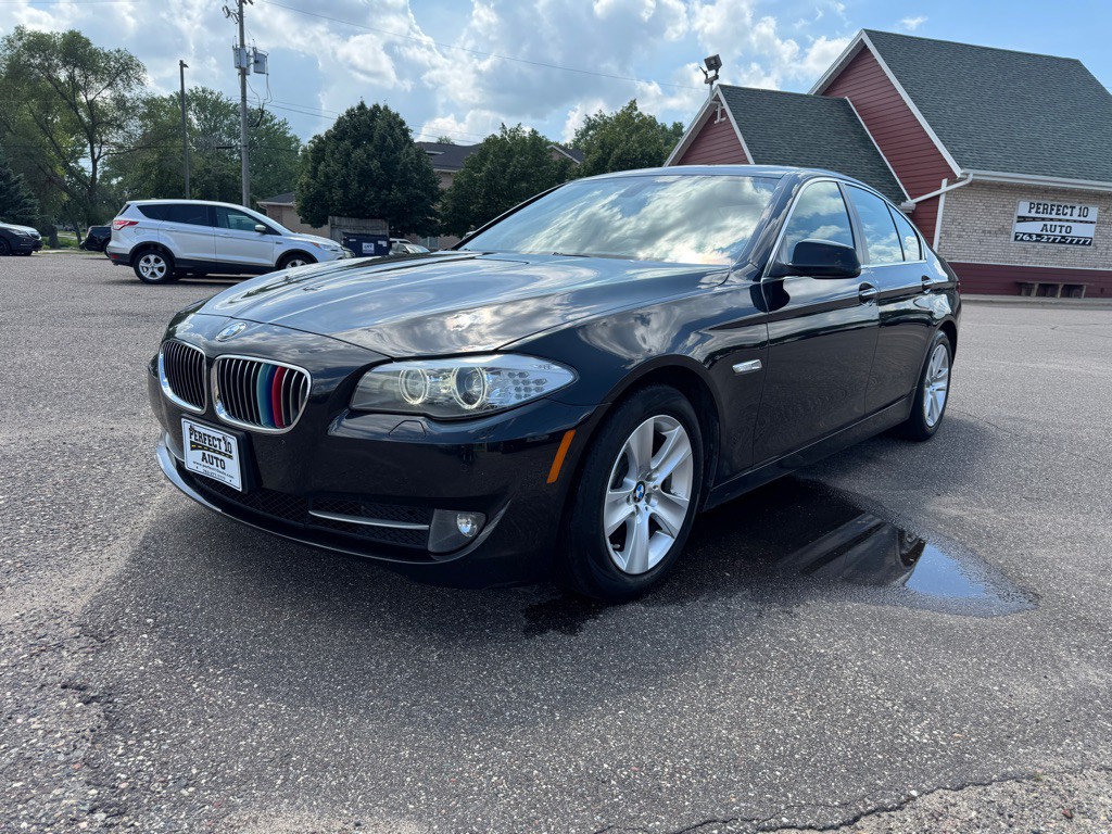 2013 BMW 5 Series Image 14