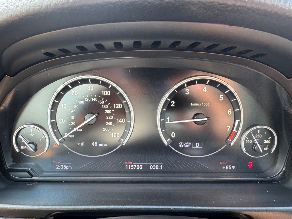 2013 BMW 5 Series Image 55
