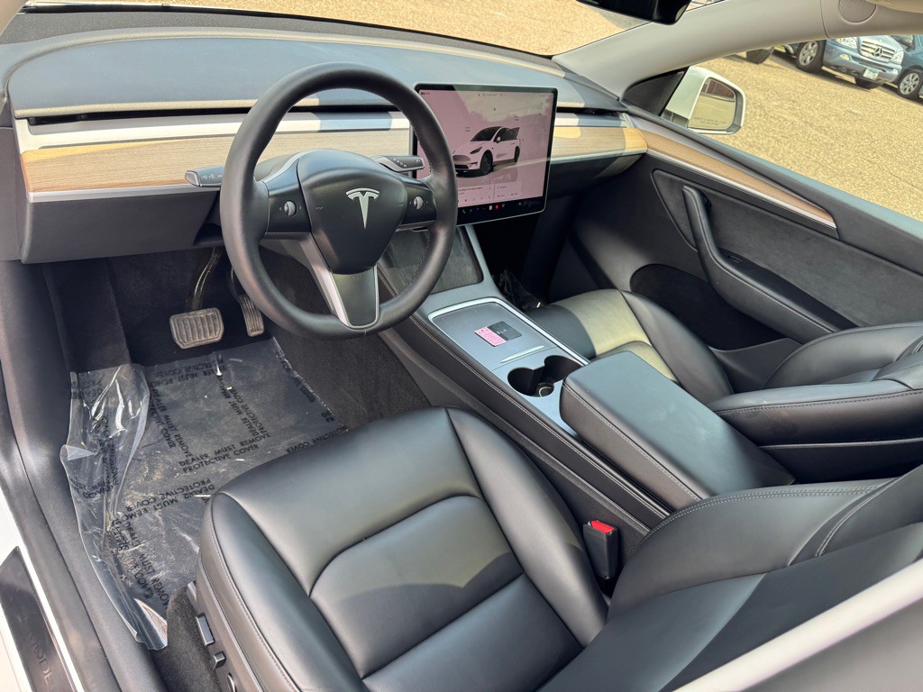 2022 Tesla Model Y Image 21