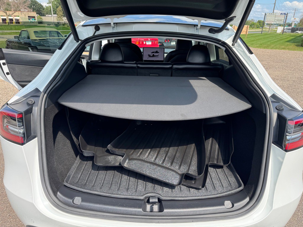 2022 Tesla Model Y Image 26