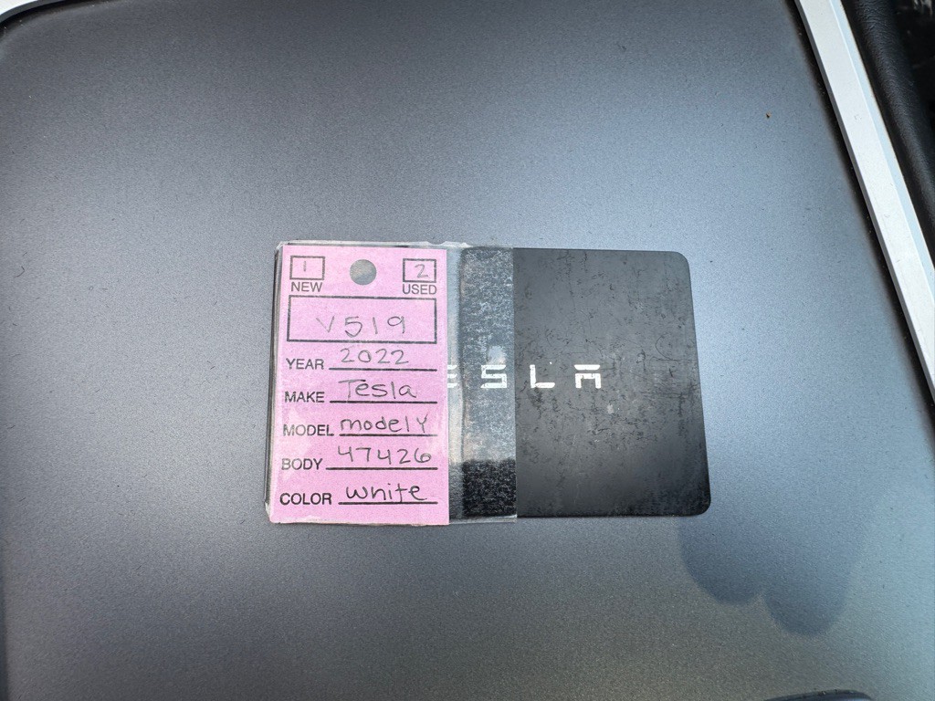 2022 Tesla Model Y Image 39