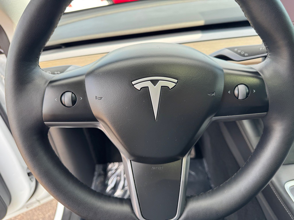 2022 Tesla Model Y Image 57