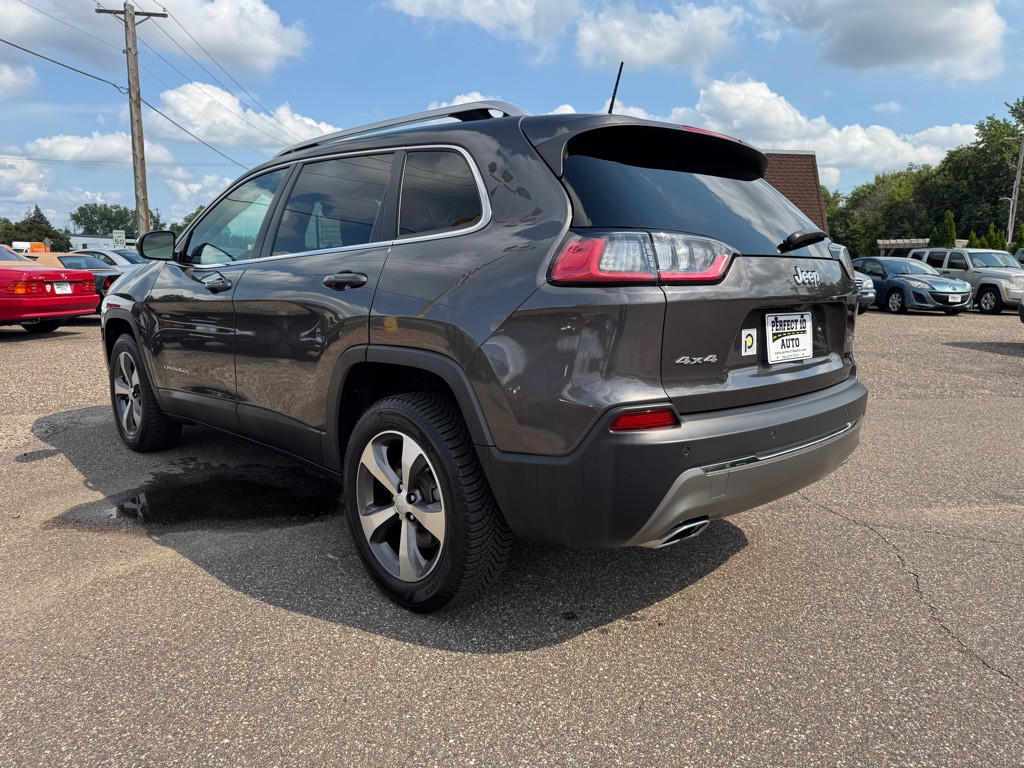 2020 Jeep Cherokee Image 9