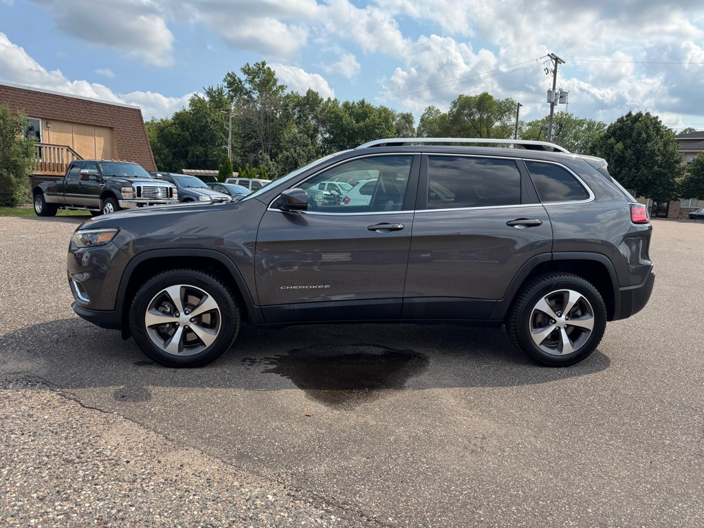 2020 Jeep Cherokee Image 12