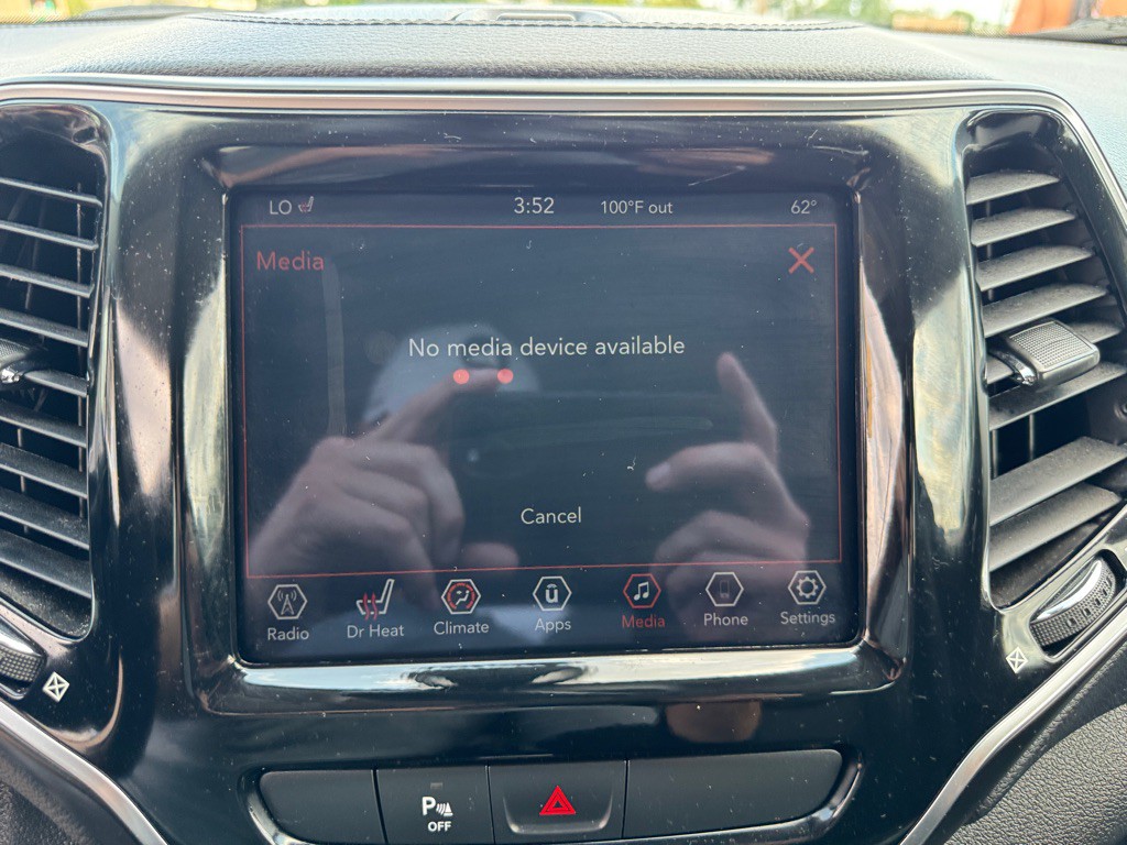 2020 Jeep Cherokee Image 49