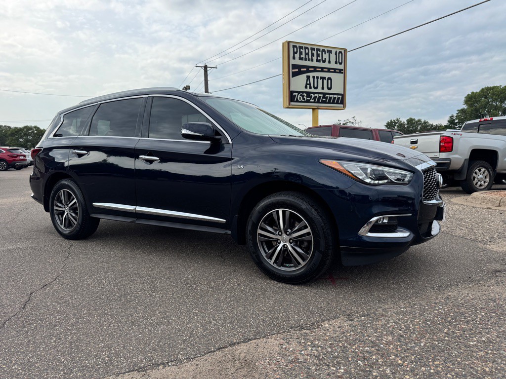 2017 INFINITI QX60 Image 2