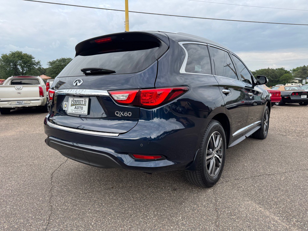 2017 INFINITI QX60 Image 5