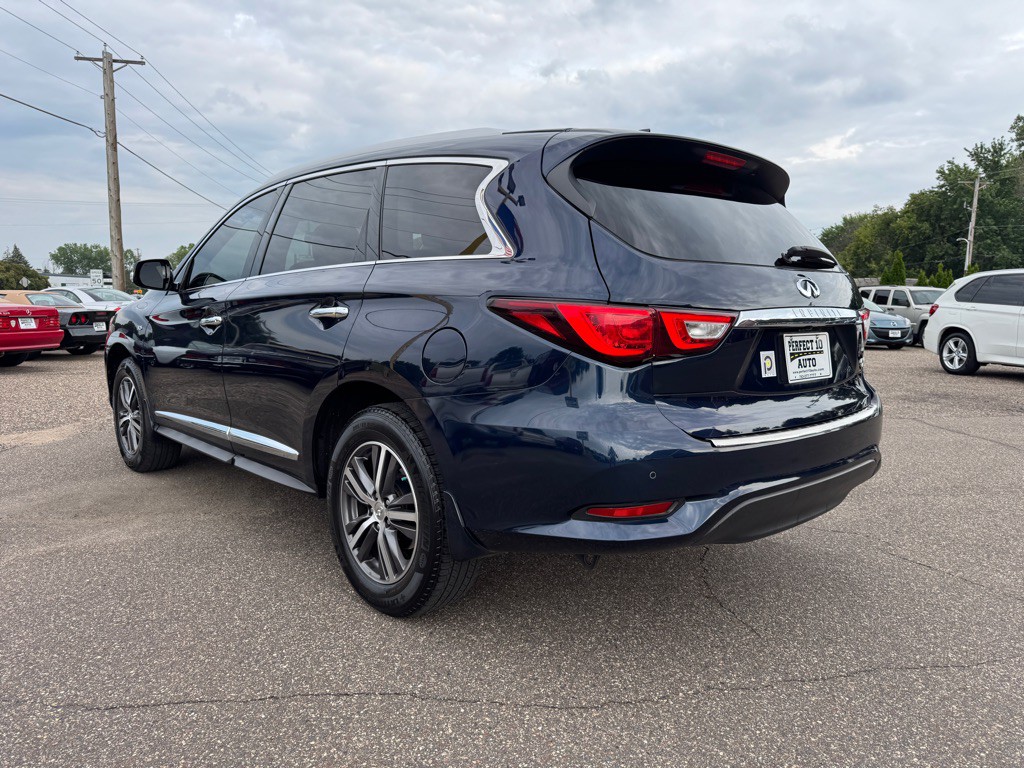 2017 INFINITI QX60 Image 7