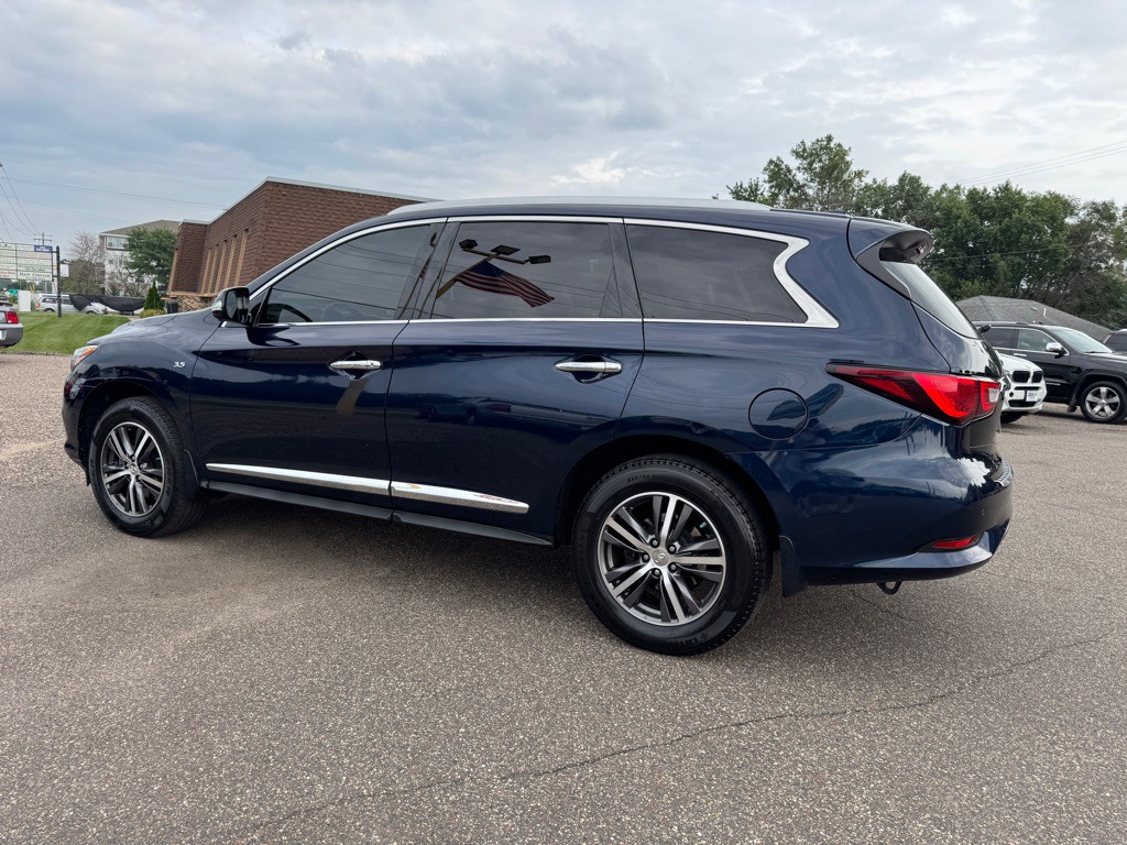 2017 INFINITI QX60 Image 8