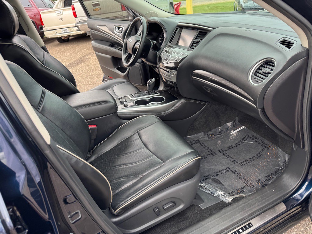 2017 INFINITI QX60 Image 32