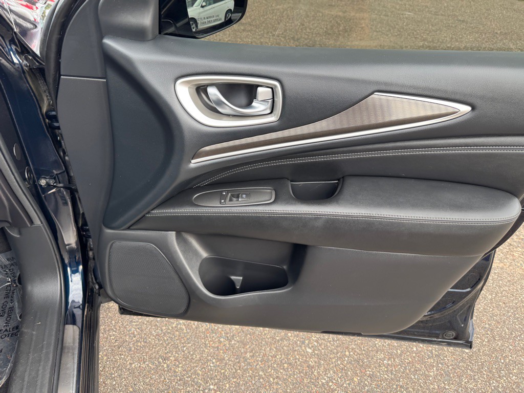 2017 INFINITI QX60 Image 34
