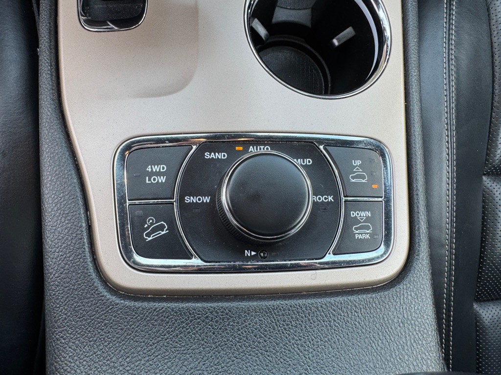 2014 Jeep Grand Cherokee Image 42