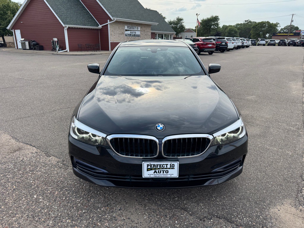 2019 BMW 5 Series Image 12