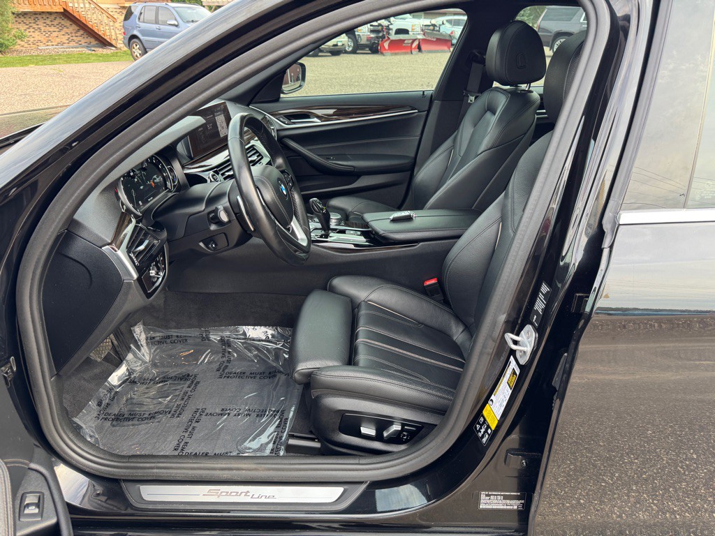 2019 BMW 5 Series Image 16