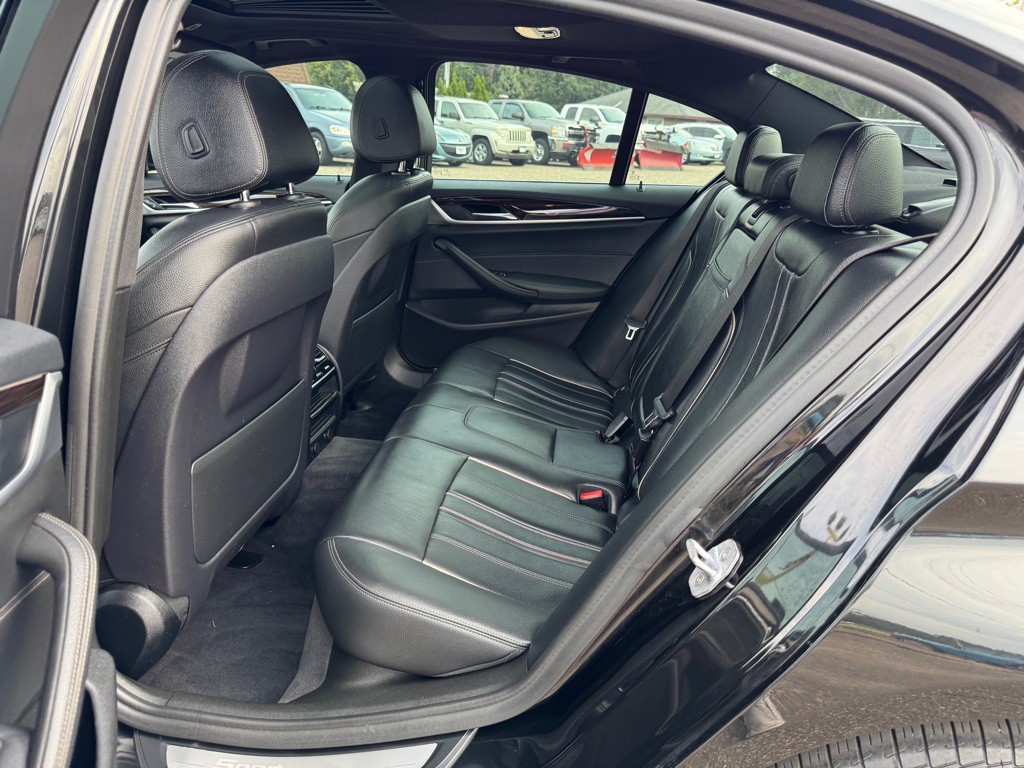 2019 BMW 5 Series Image 23