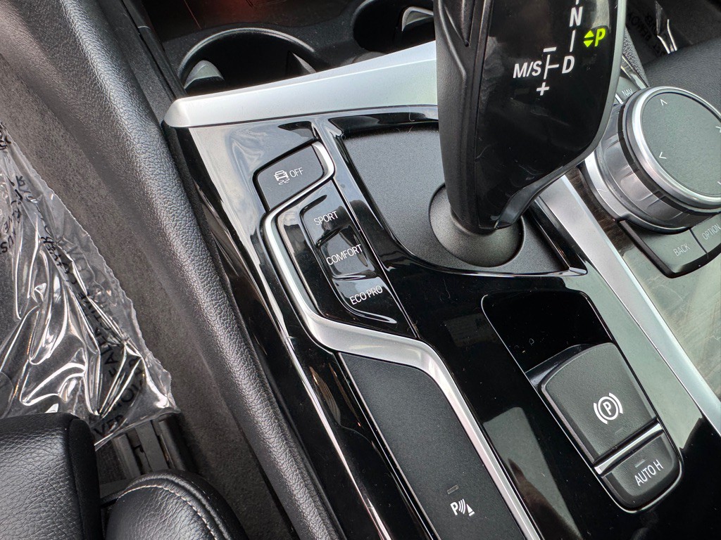 2019 BMW 5 Series Image 39