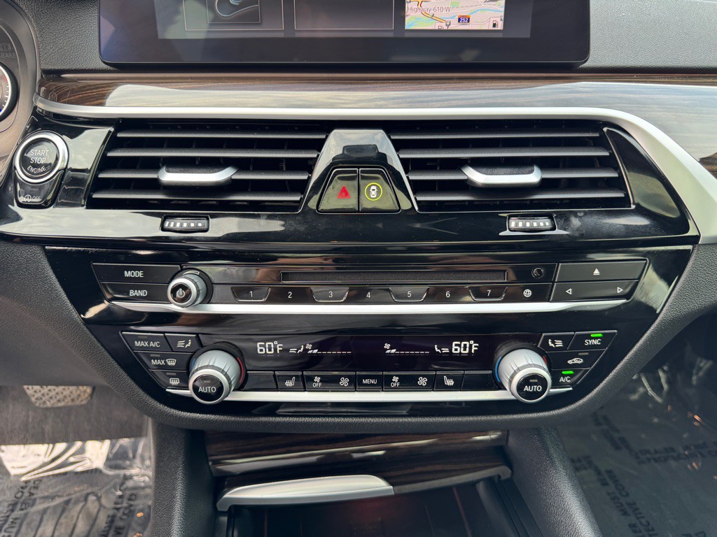 2019 BMW 5 Series Image 42