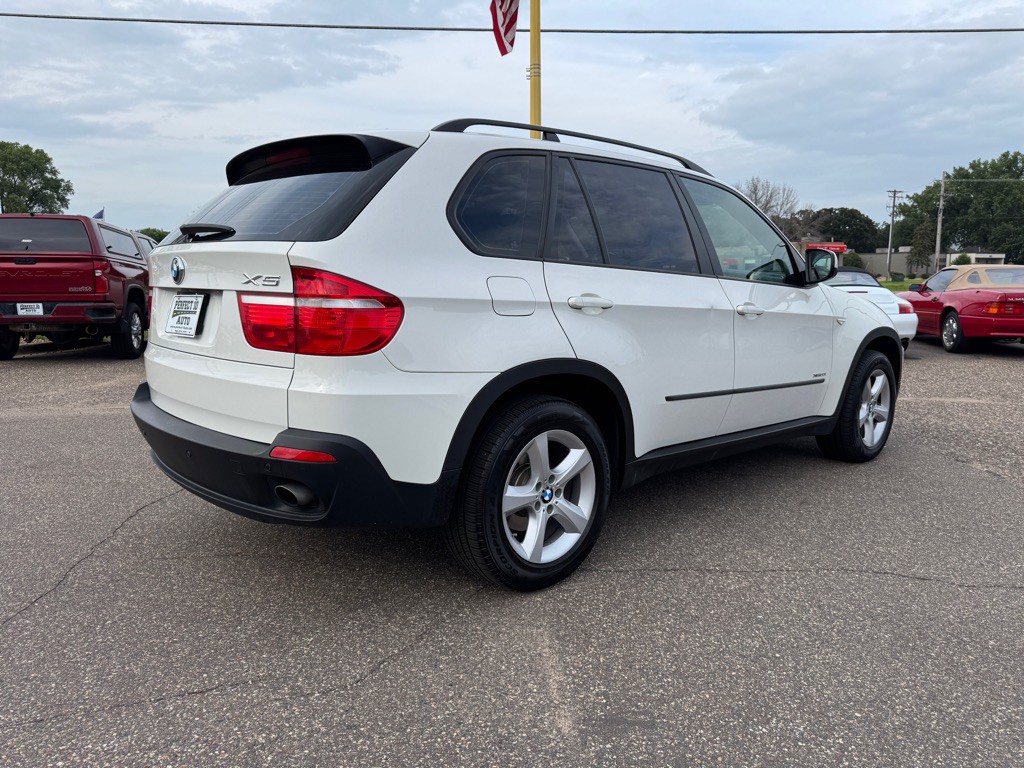 2010 BMW X5 Image 4