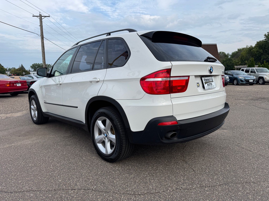 2010 BMW X5 Image 7