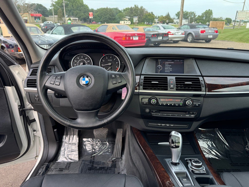 2010 BMW X5 Image 33