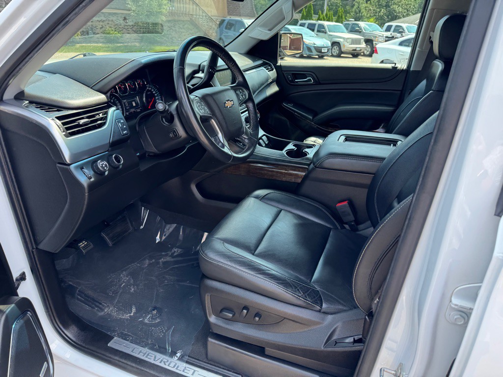 2019 Chevrolet Tahoe Image 17
