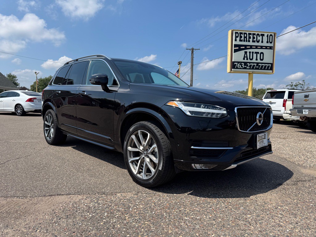 2017 Volvo XC90 Image 1