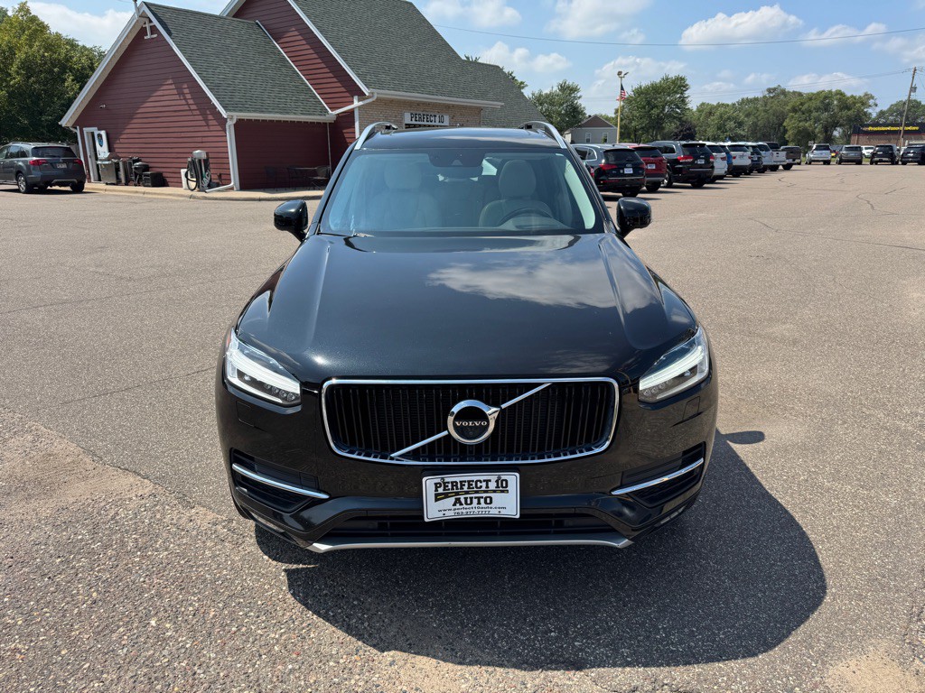 2017 Volvo XC90 Image 12