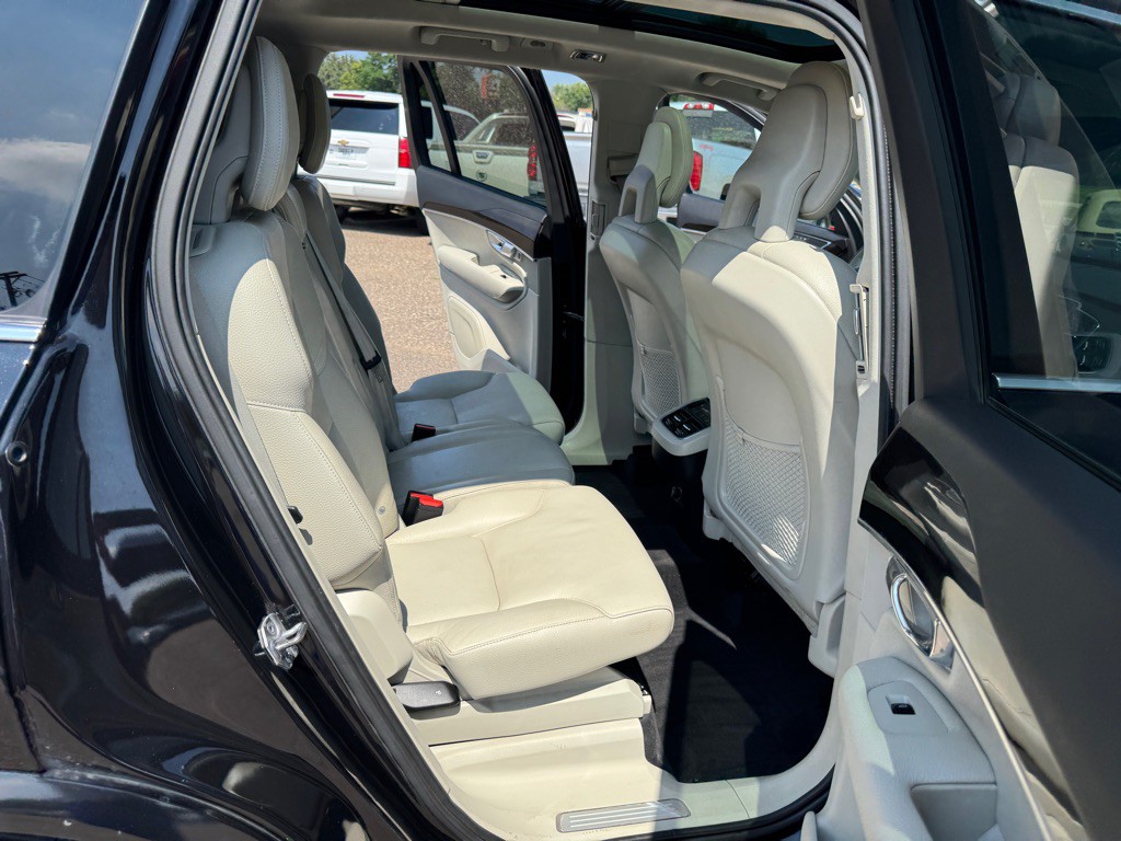 2017 Volvo XC90 Image 29