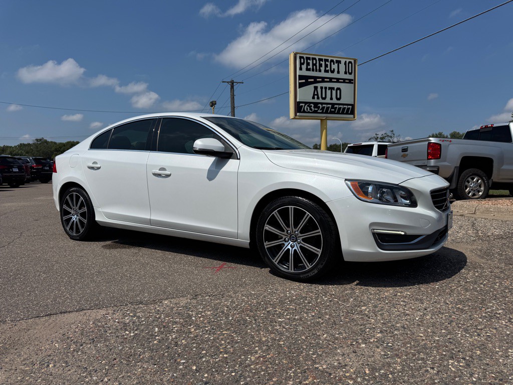 2018 Volvo S60 Image 2