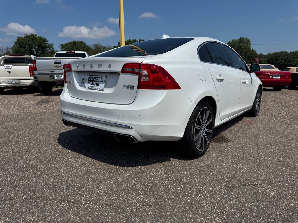 2018 Volvo S60 Image 5