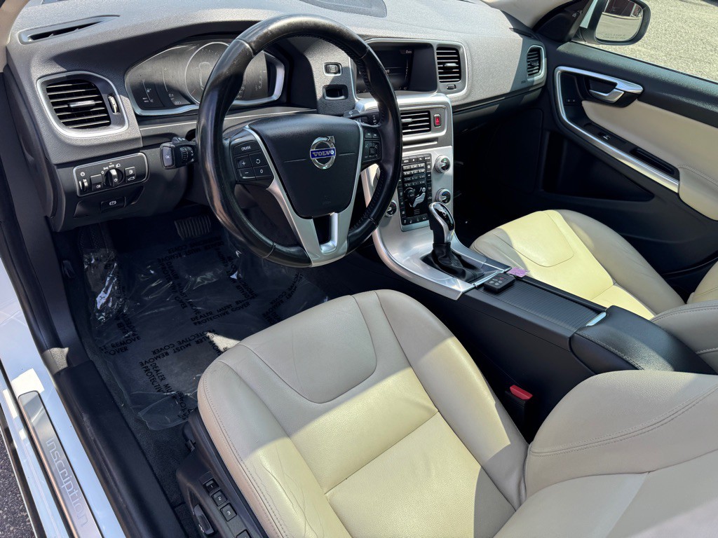 2018 Volvo S60 Image 18