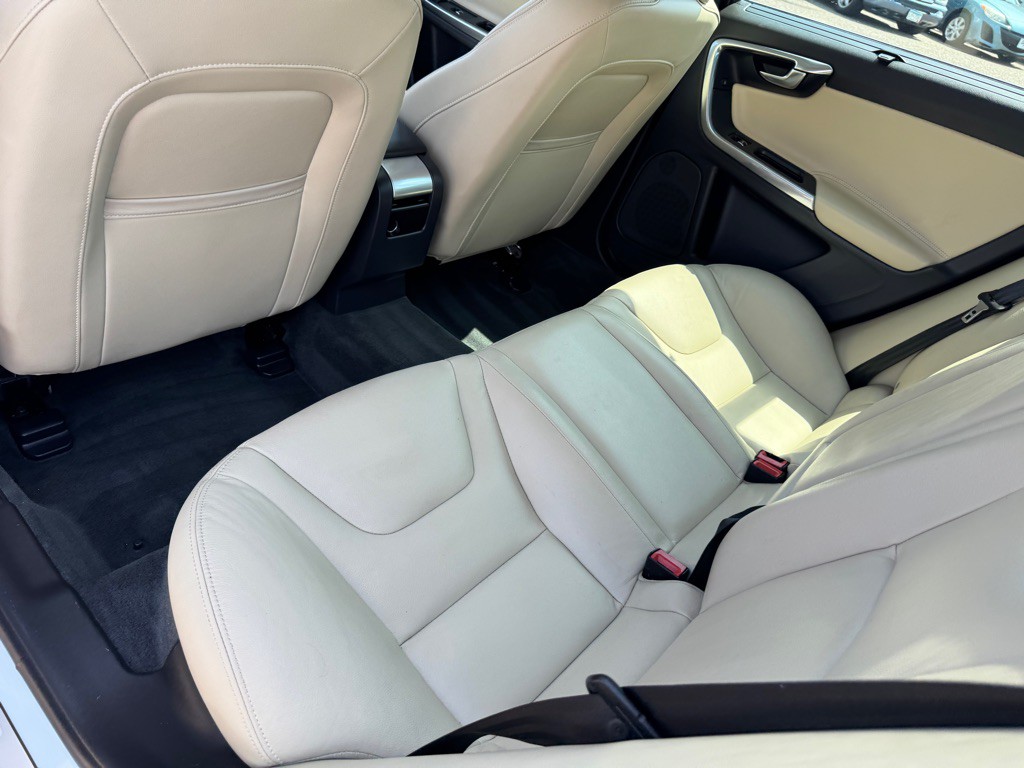 2018 Volvo S60 Image 23