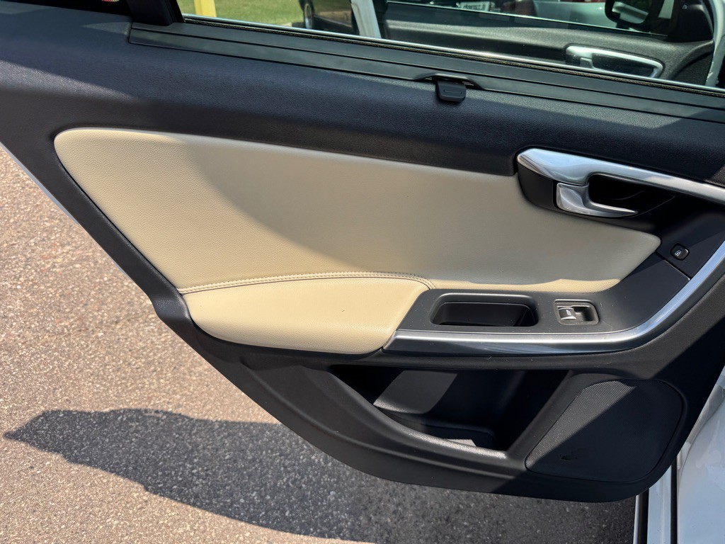 2018 Volvo S60 Image 24