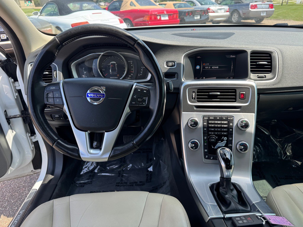 2018 Volvo S60 Image 33