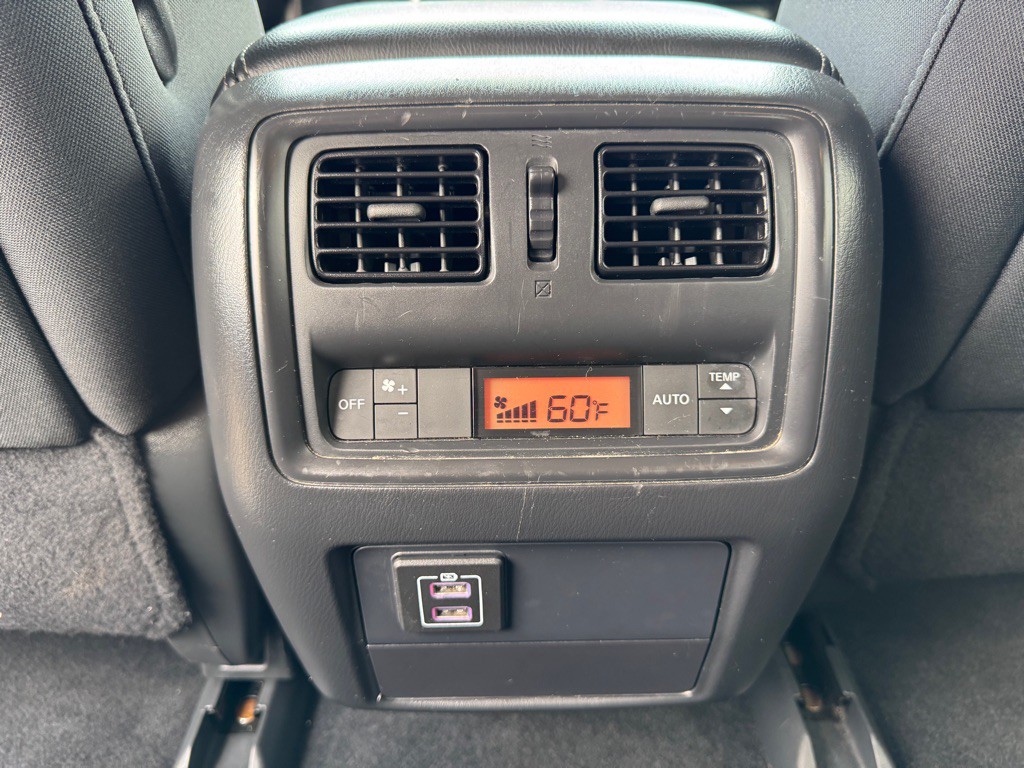 2018 Nissan Pathfinder Image 34
