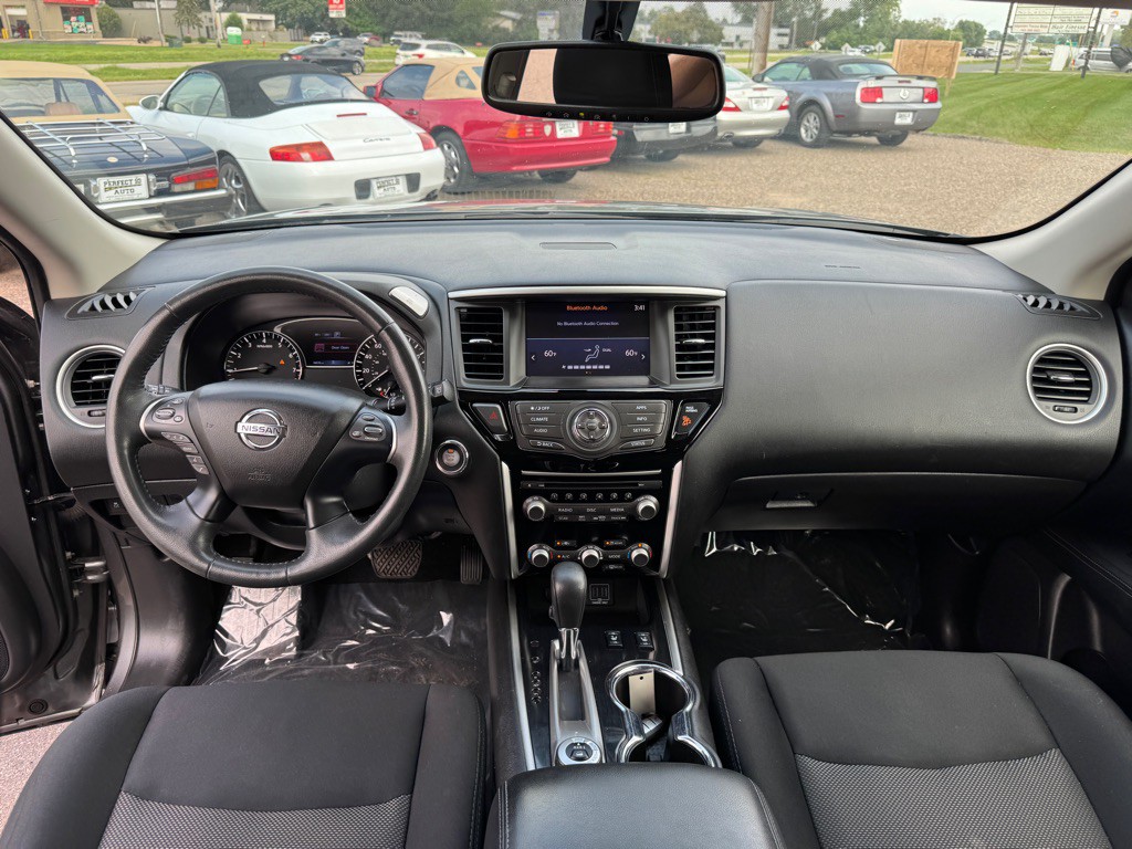 2018 Nissan Pathfinder Image 35