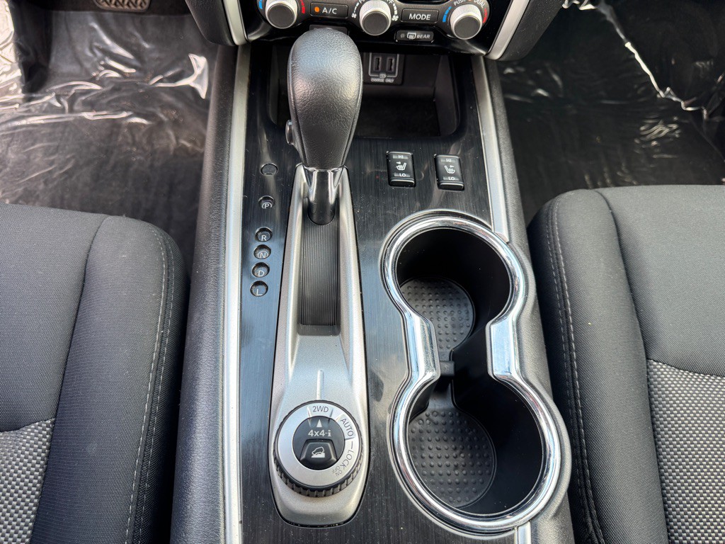 2018 Nissan Pathfinder Image 38
