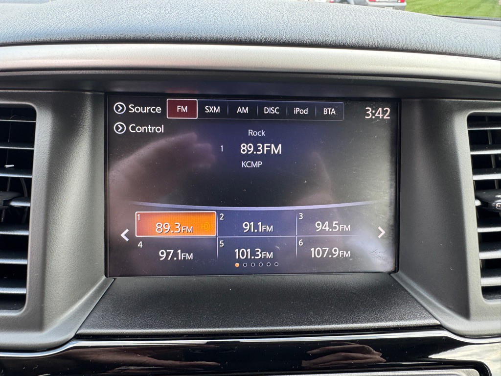 2018 Nissan Pathfinder Image 45