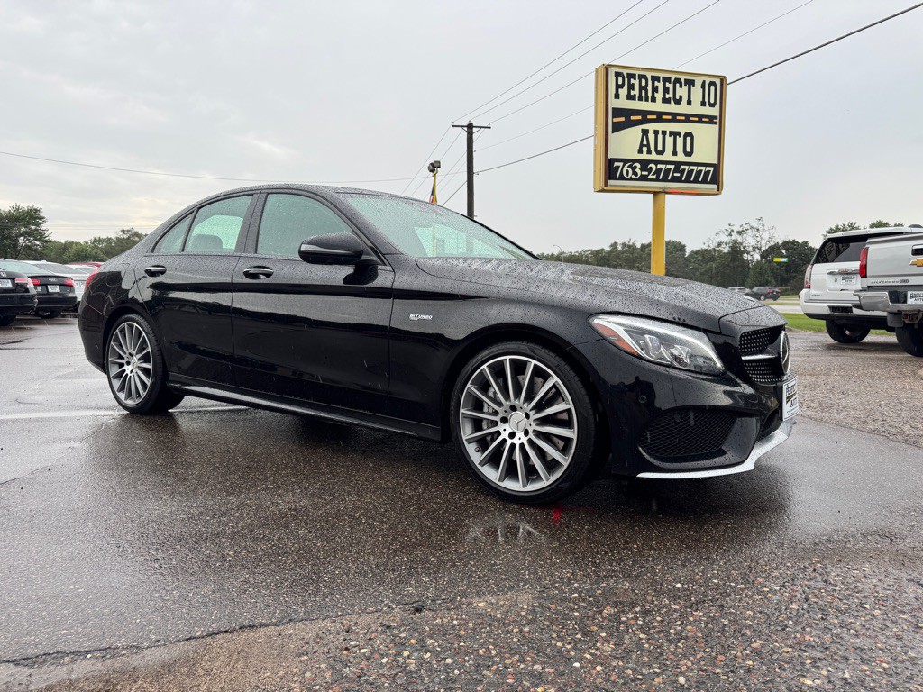 2018 Mercedes-Benz C-Class Image 2