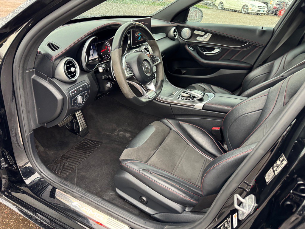 2018 Mercedes-Benz C-Class Image 18