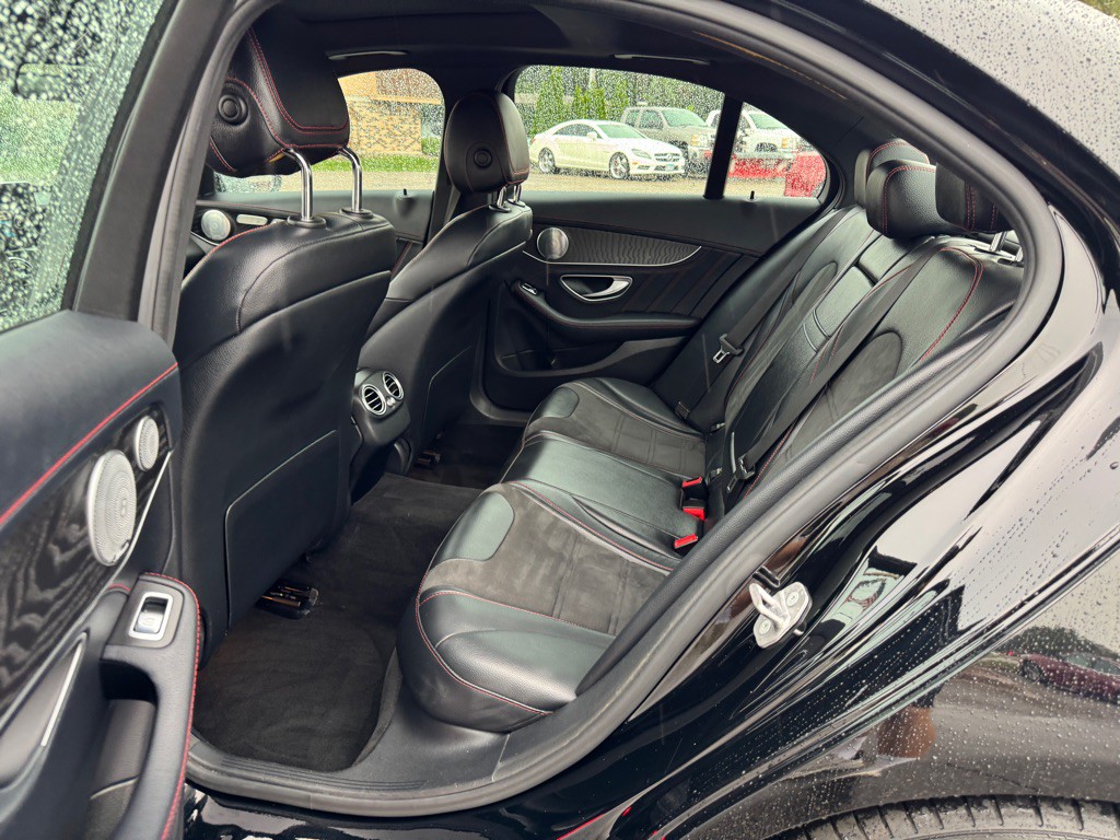 2018 Mercedes-Benz C-Class Image 23
