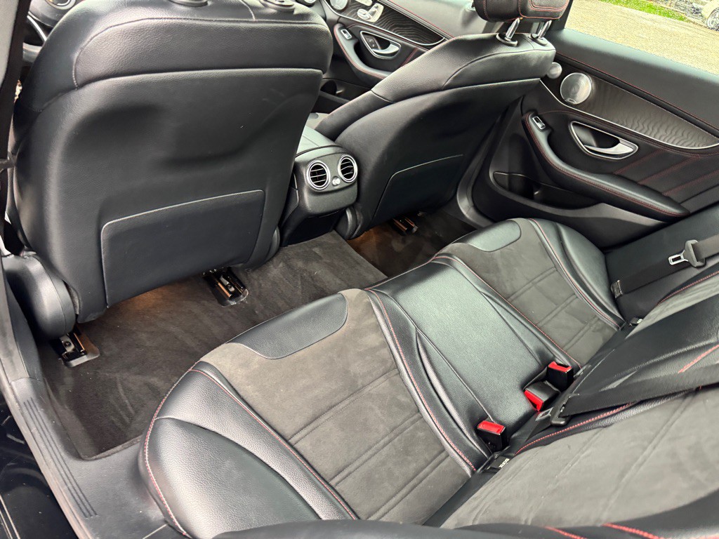 2018 Mercedes-Benz C-Class Image 24